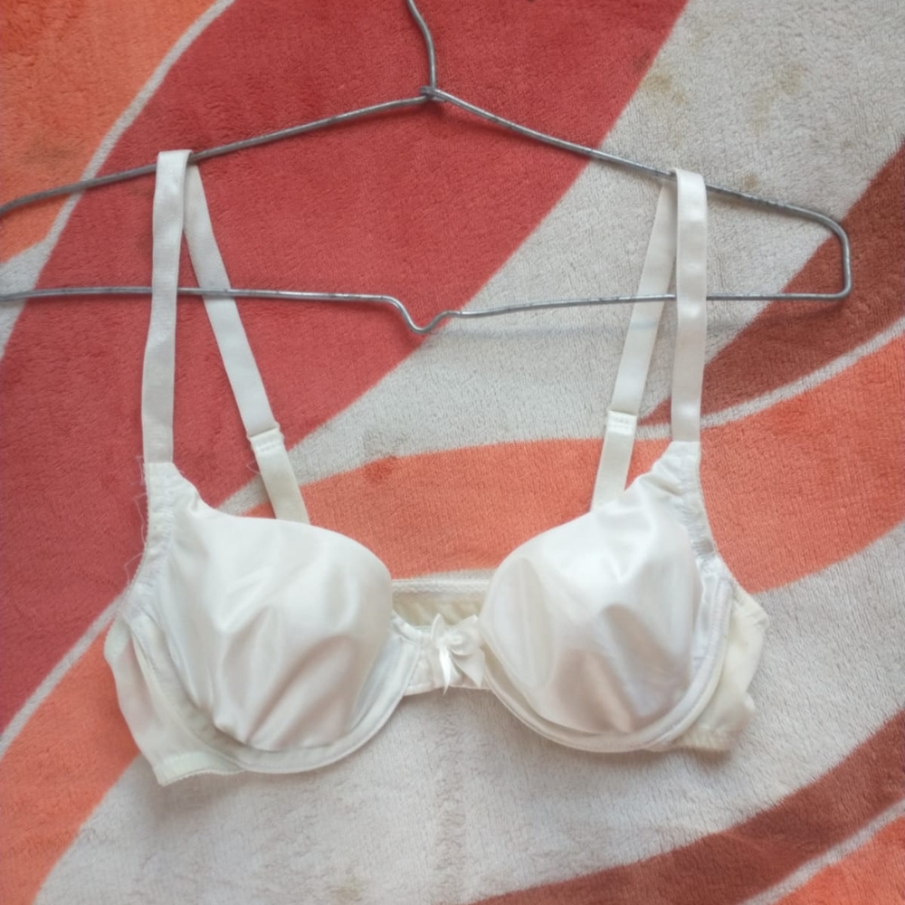 Victoria Secret 34A PushUp Closure Front Bra